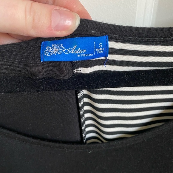 Black&White Striped Tunic Top - Picture 3 of 4